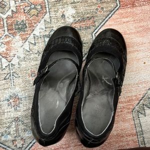 Roller rink 8.5 significant wear on heel